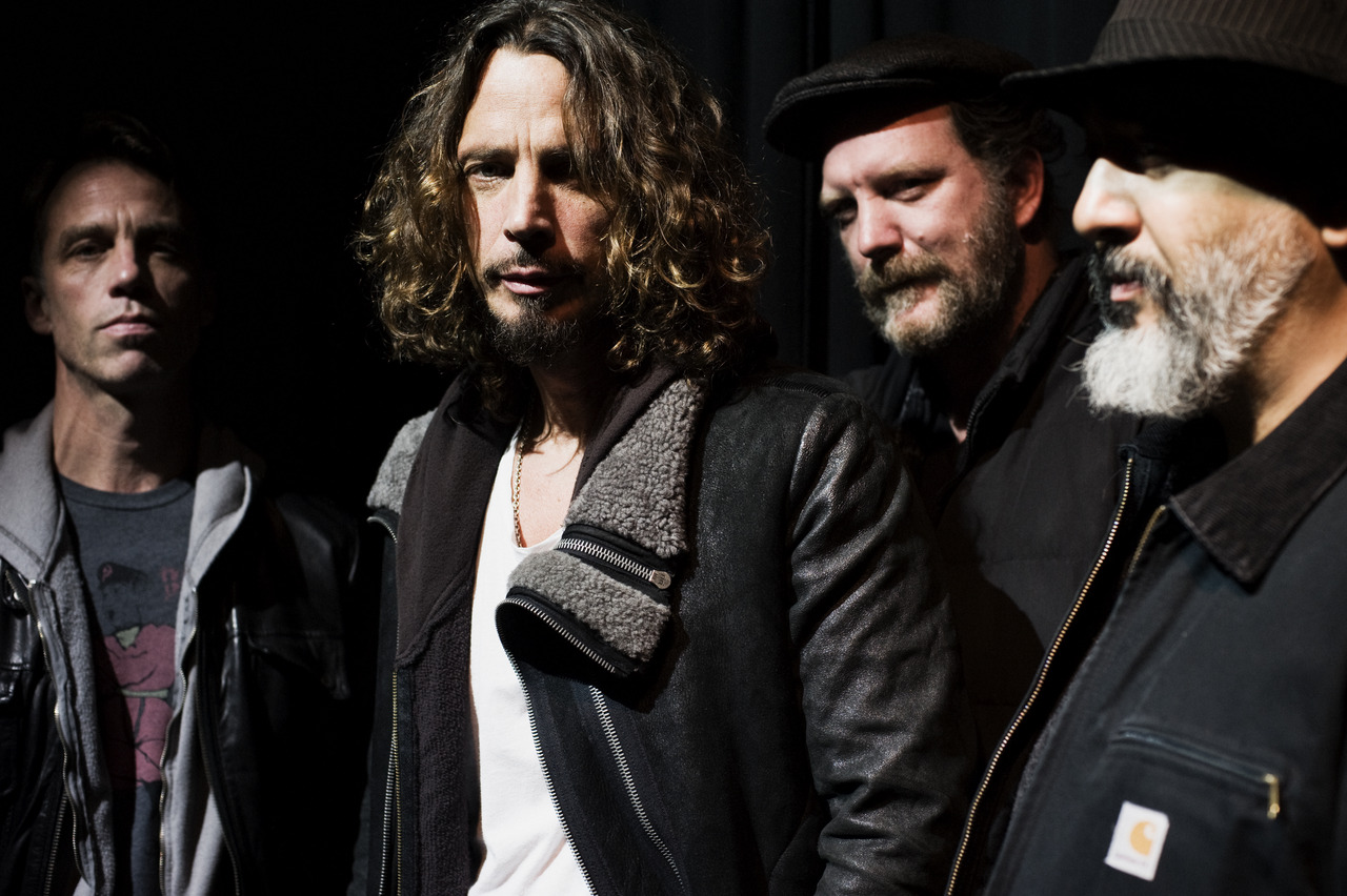 Burden In My Hand, du sable plein les oreilles…
